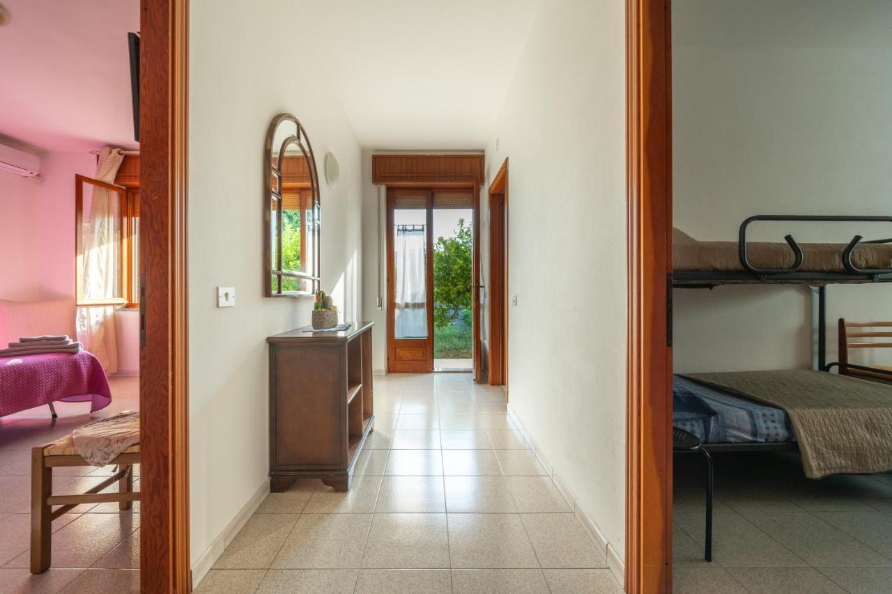 Casa Vacanze San Giovanni San Giovanni Suèrgiu Buitenkant foto