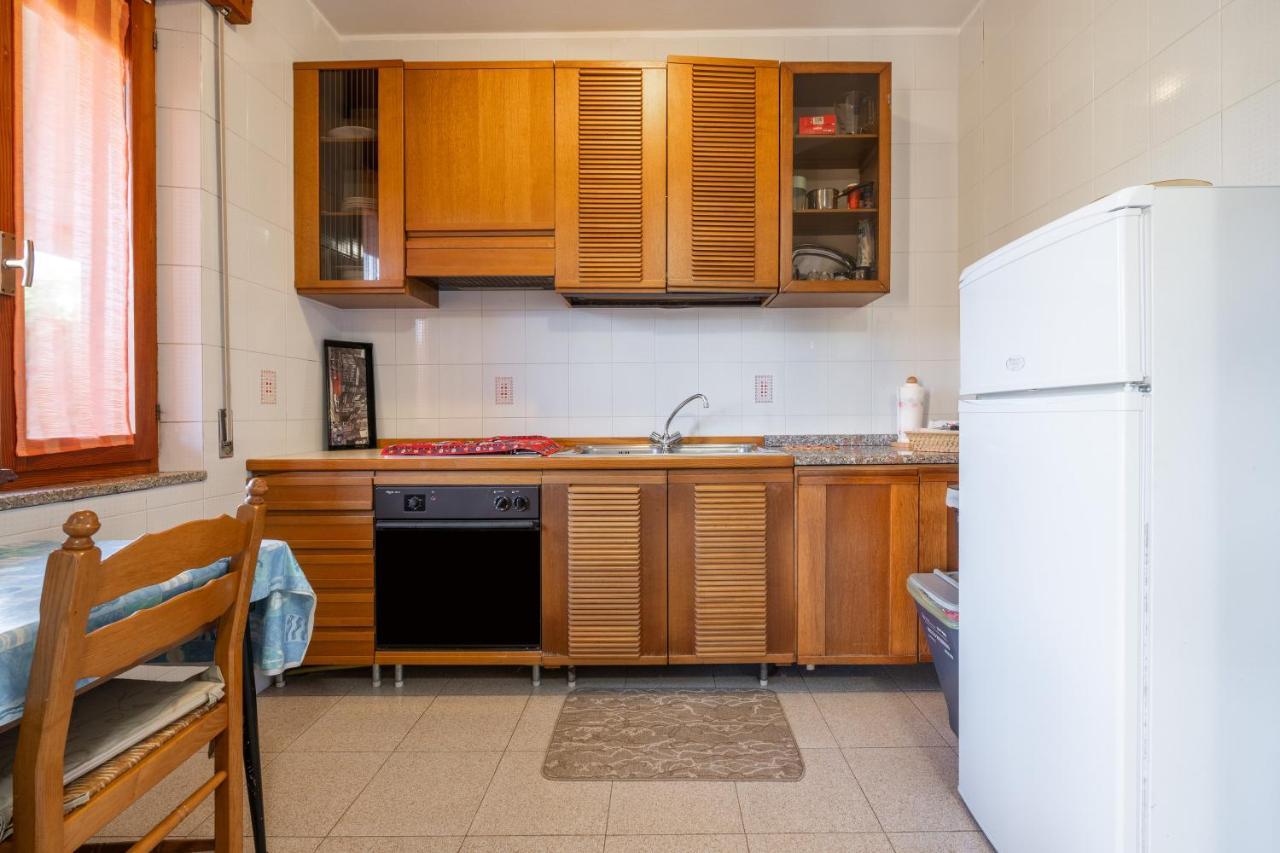 Casa Vacanze San Giovanni San Giovanni Suèrgiu Buitenkant foto