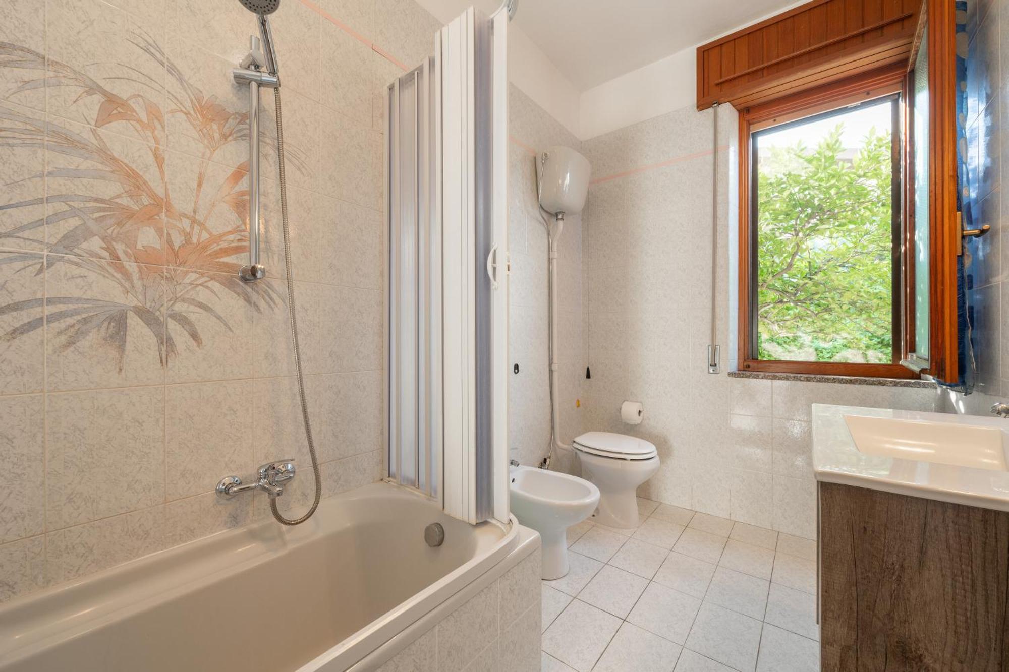 Casa Vacanze San Giovanni San Giovanni Suèrgiu Buitenkant foto